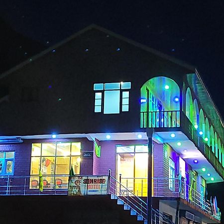 Sunrise Hotel And Restaurant Mastan Gurez Kanzalwan Exterior foto